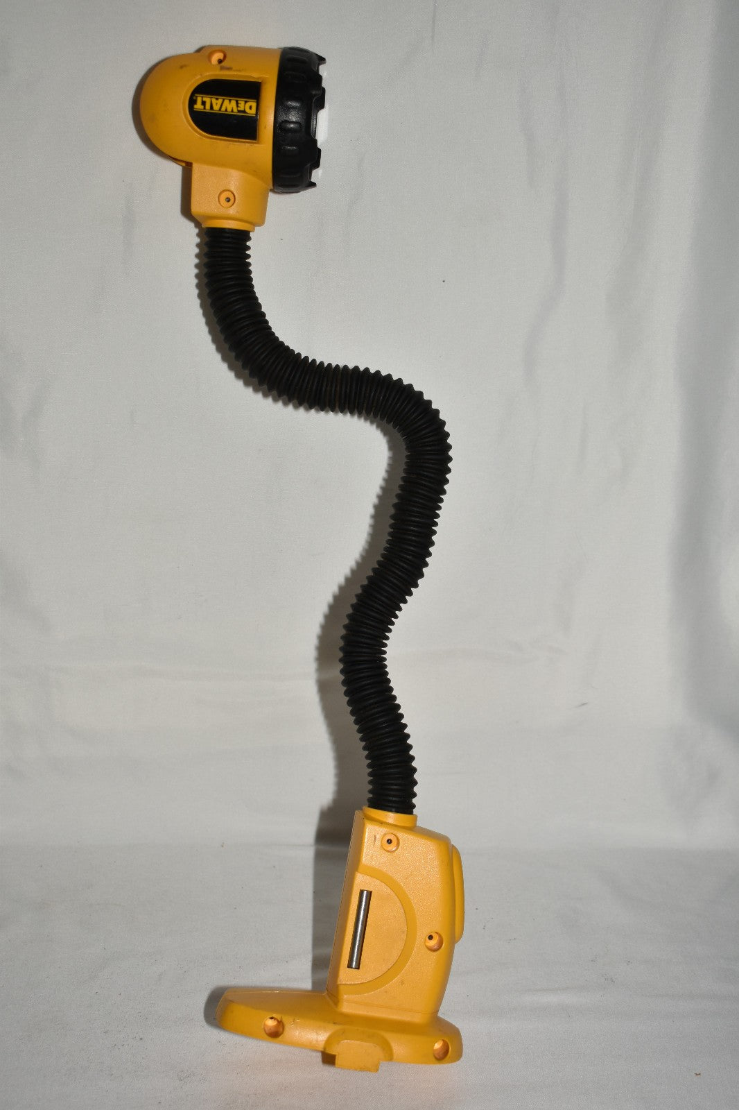 Dewalt DW919 18V Cordless Flex Flashlight Work Light Tool Only Works USA Made
