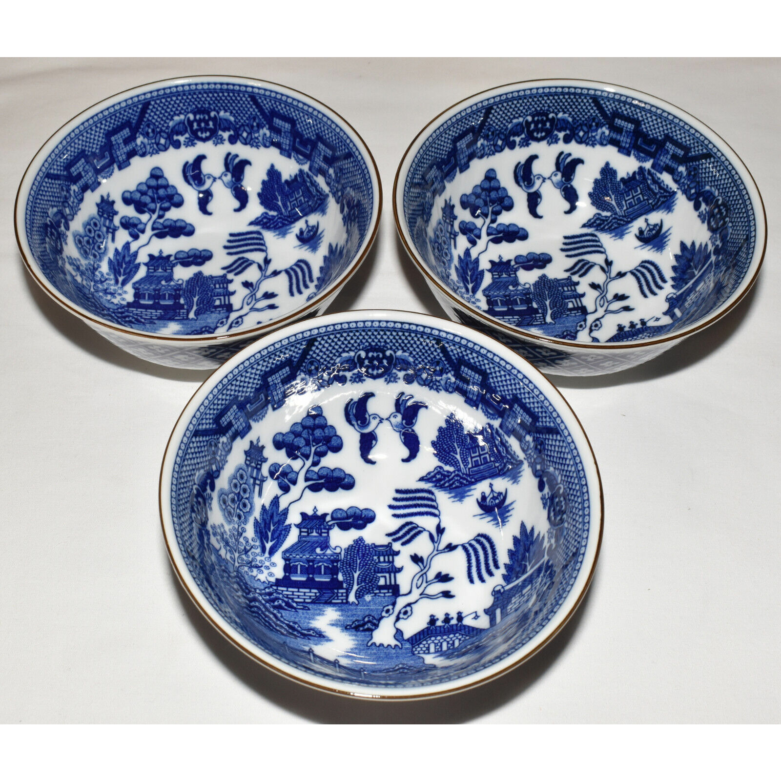Blue willow soup sales bowls