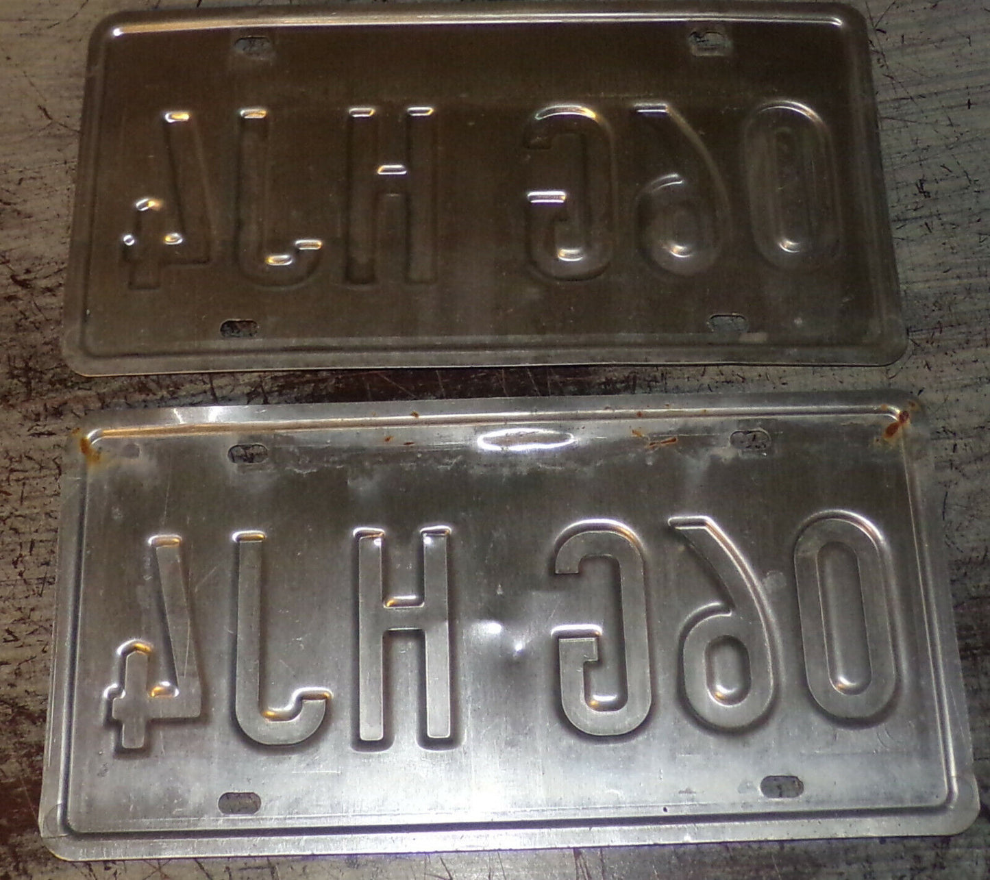 Retired License Plate Texas Truck 06G-HJ4 Pair 2000-2009 Shuttle Cowboy Oil