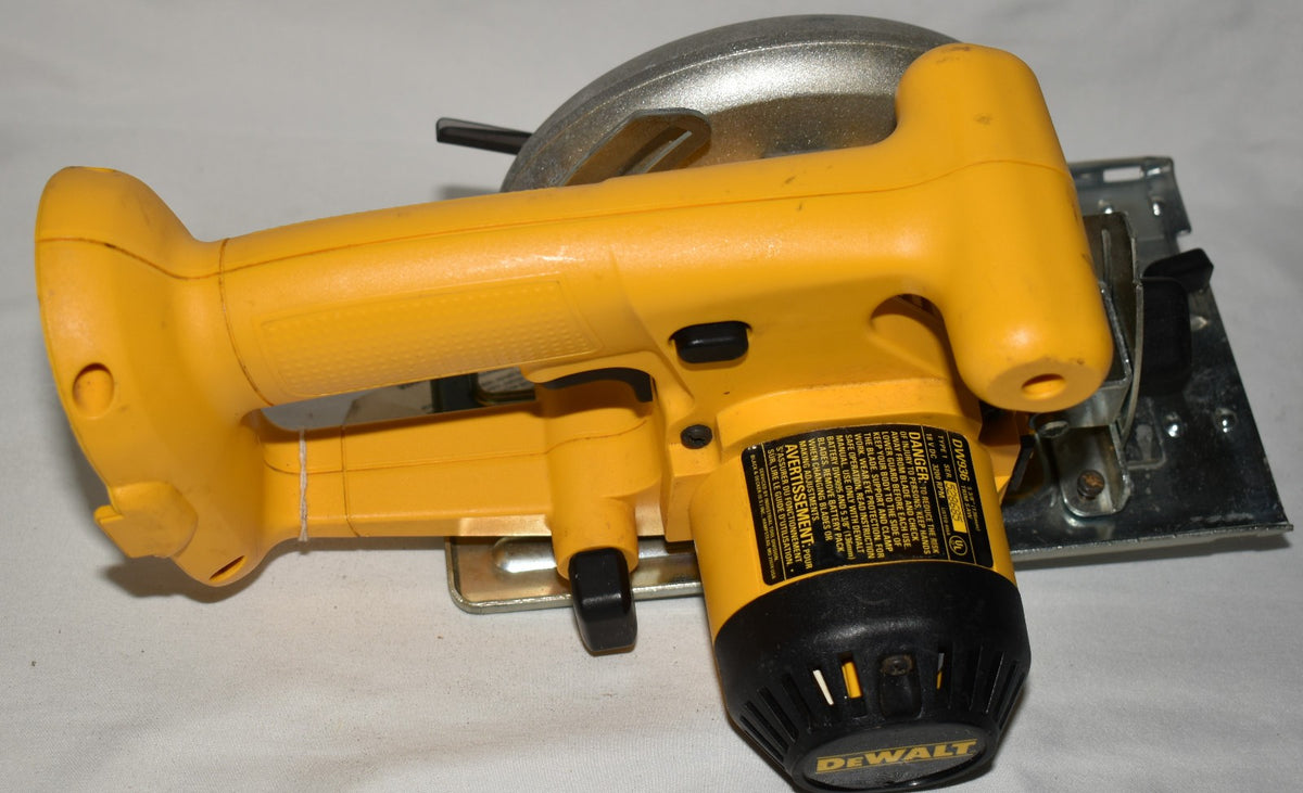 Dewalt DW936 18V Cordless 5-3/8" Circular Trim Saw Tool Only Works USA Made