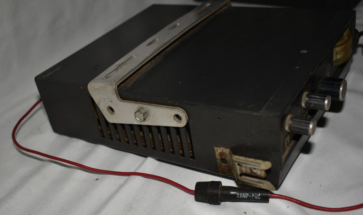 Vintage EF Johnson Messenger 323 CB Radio 23 Channel Untested