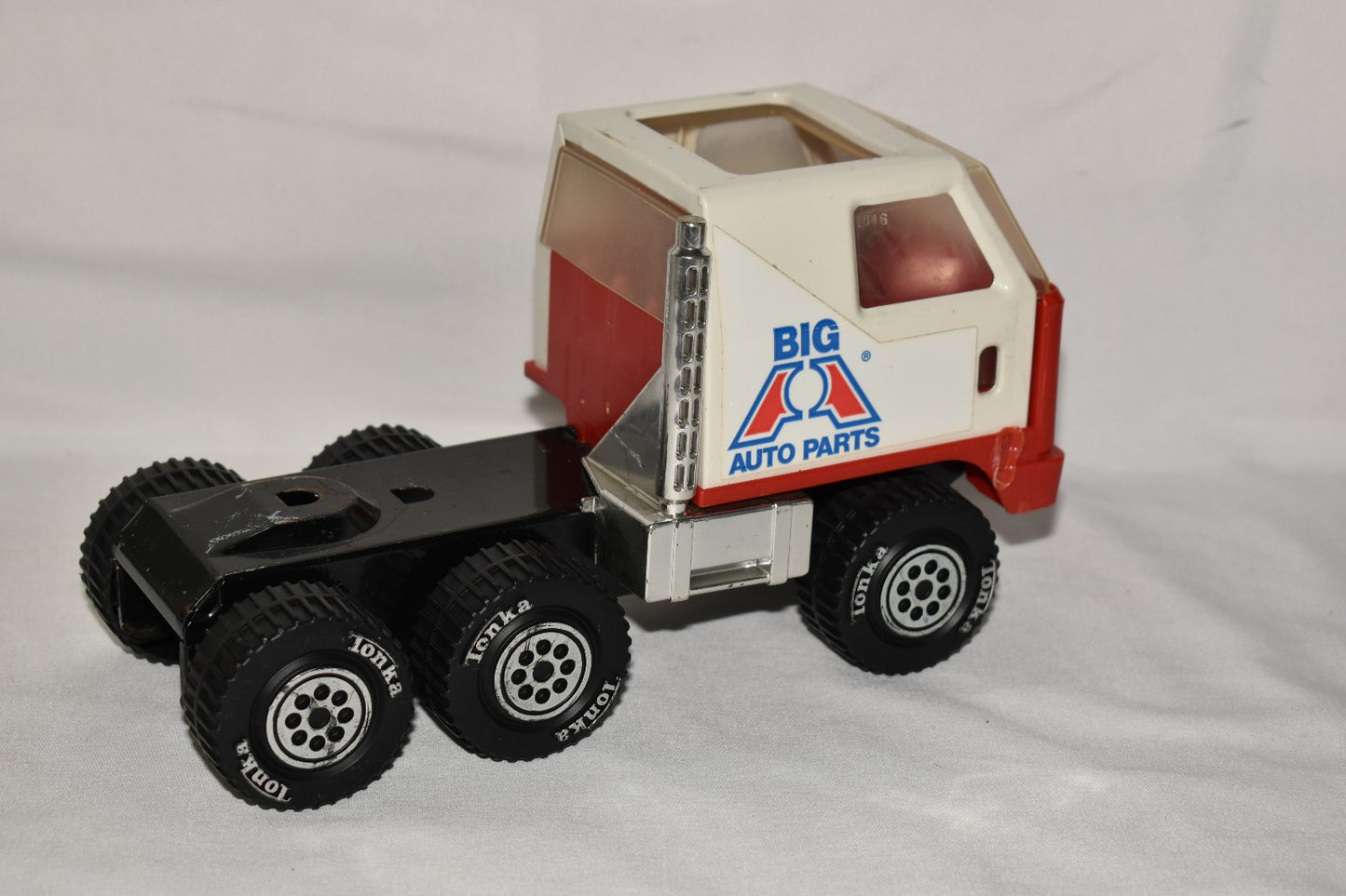Vintage 1978 Tonka Big A Auto Parts 18-Wheeler Semi Truck Cab & Trailer EUC