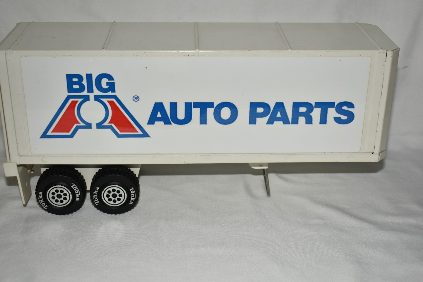 Vintage 1978 Tonka Big A Auto Parts 18-Wheeler Semi Truck Cab & Trailer EUC