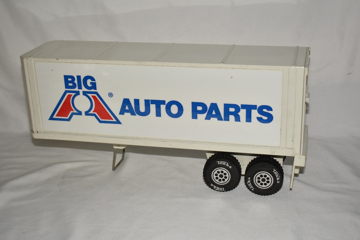 Vintage 1978 Tonka Big A Auto Parts 18-Wheeler Semi Truck Cab & Trailer EUC