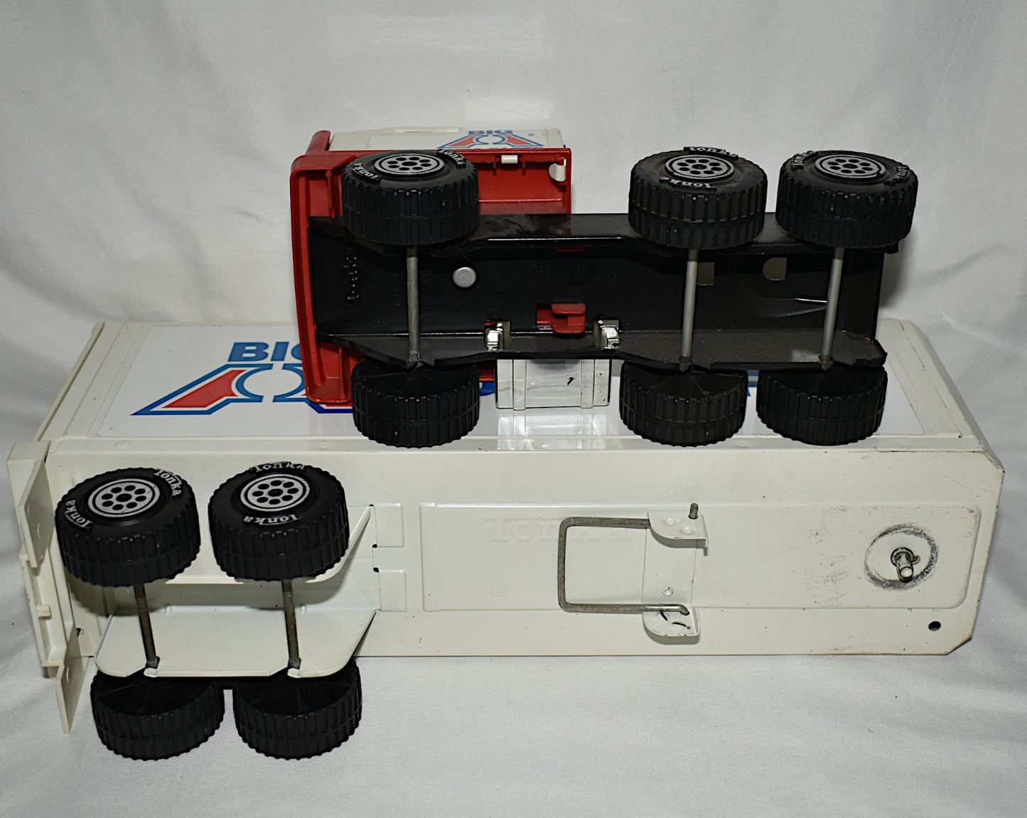 Vintage 1978 Tonka Big A Auto Parts 18-Wheeler Semi Truck Cab & Trailer EUC