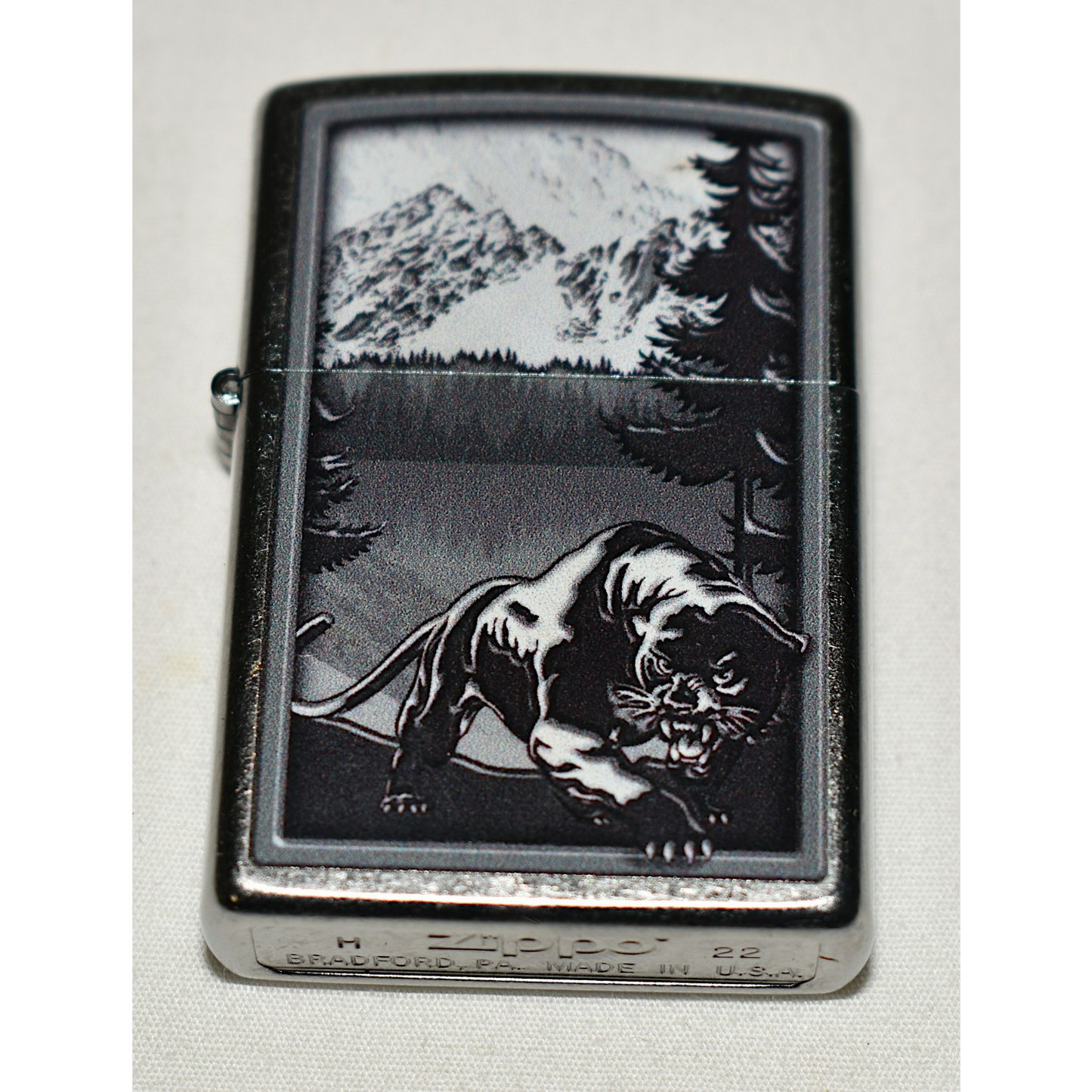 Genuine Zippo Mountain Lion Lighter Model #48381 Unused Condition Never Lit
