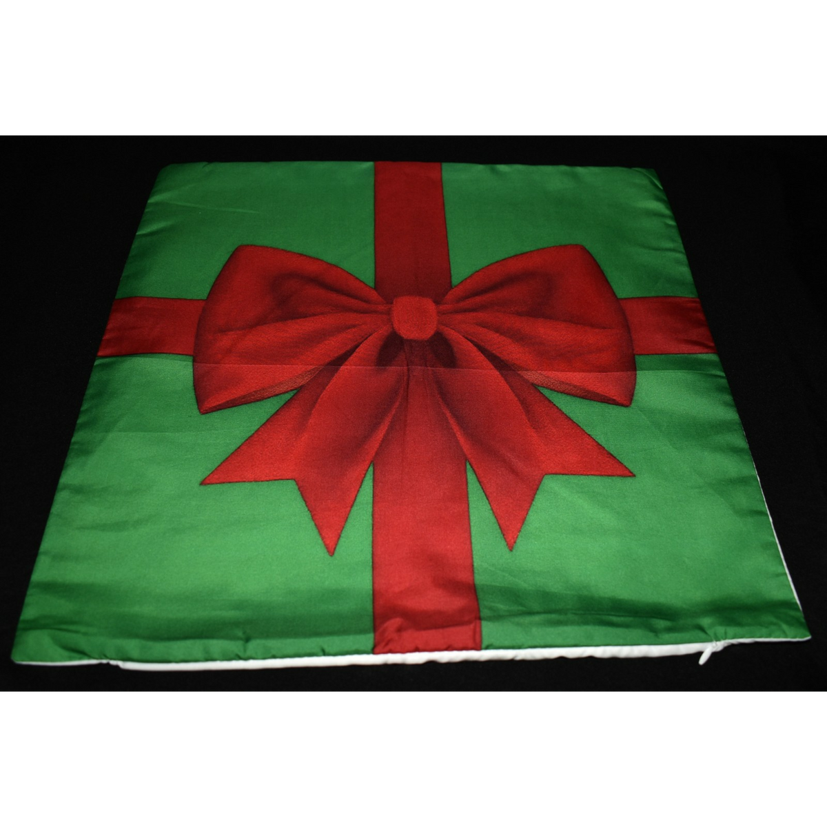 Christmas Pillow Slip Cover 18x18 Solid Green w Large Red Xmas Bow Pillow Cover