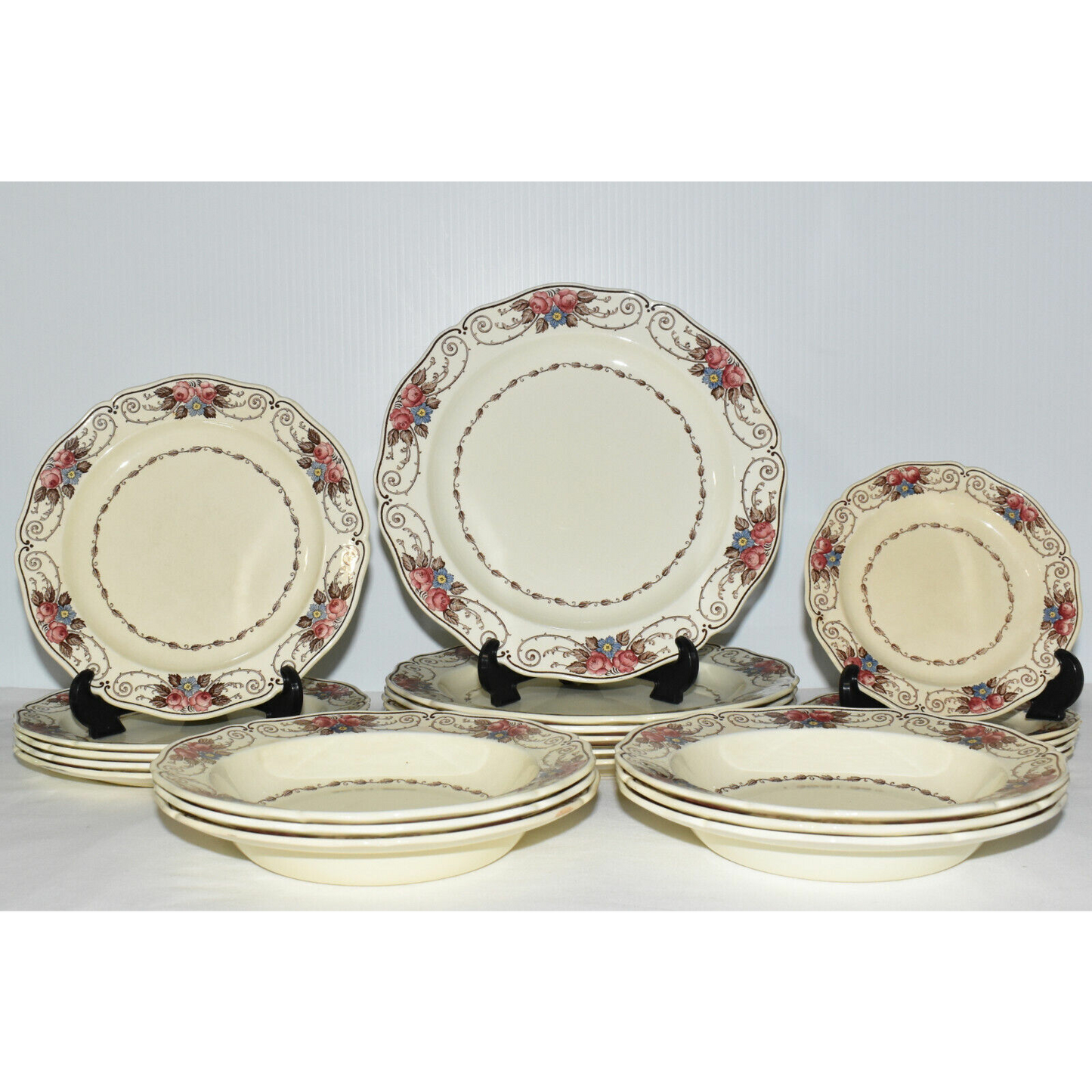Vintage Wedgwood Consall Bone China 22pc Dinnerware Set Floral Pattern England
