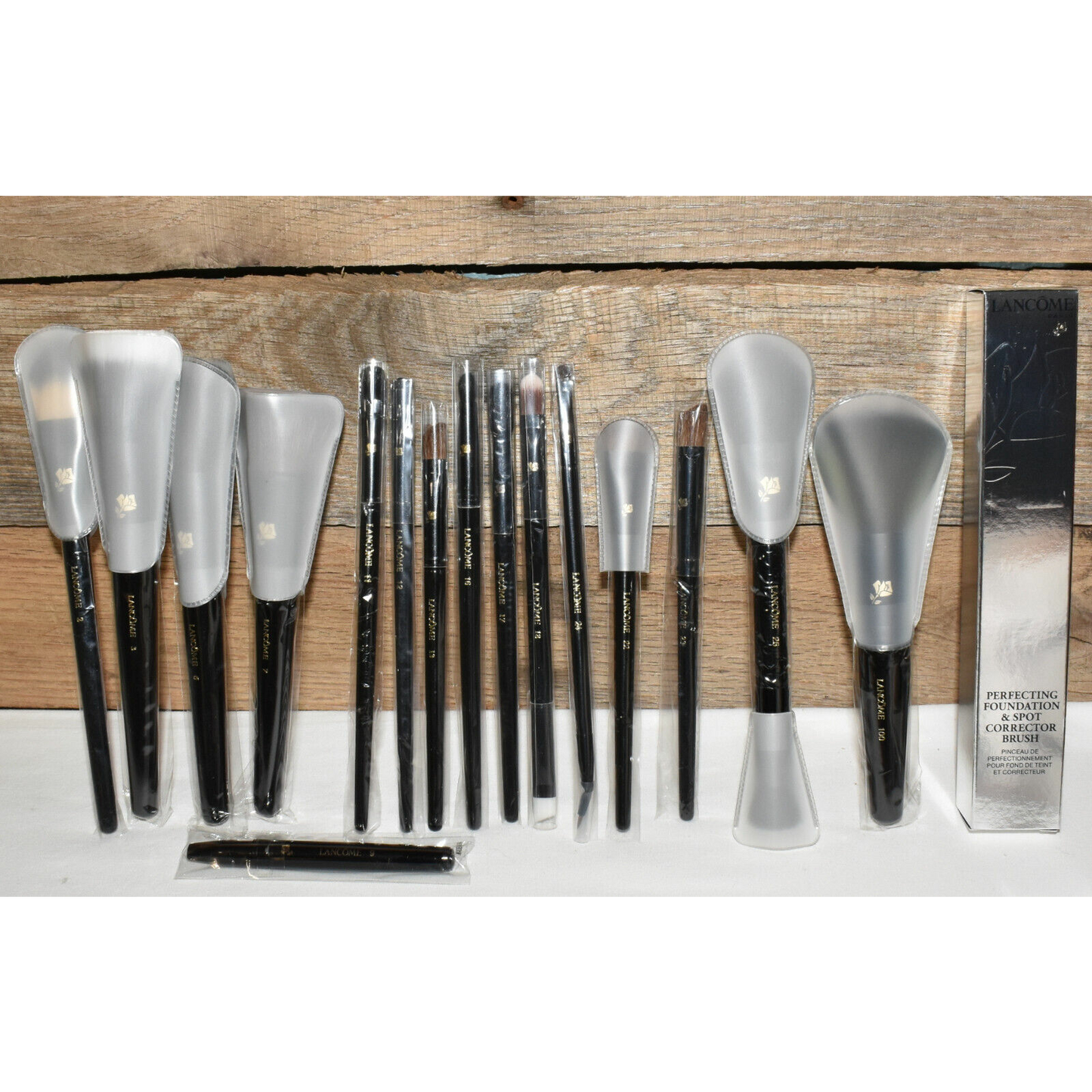 Lancome 17pc Make-Up Brushes Foundation Shadow Cheek Bronzer Smudger Contour +