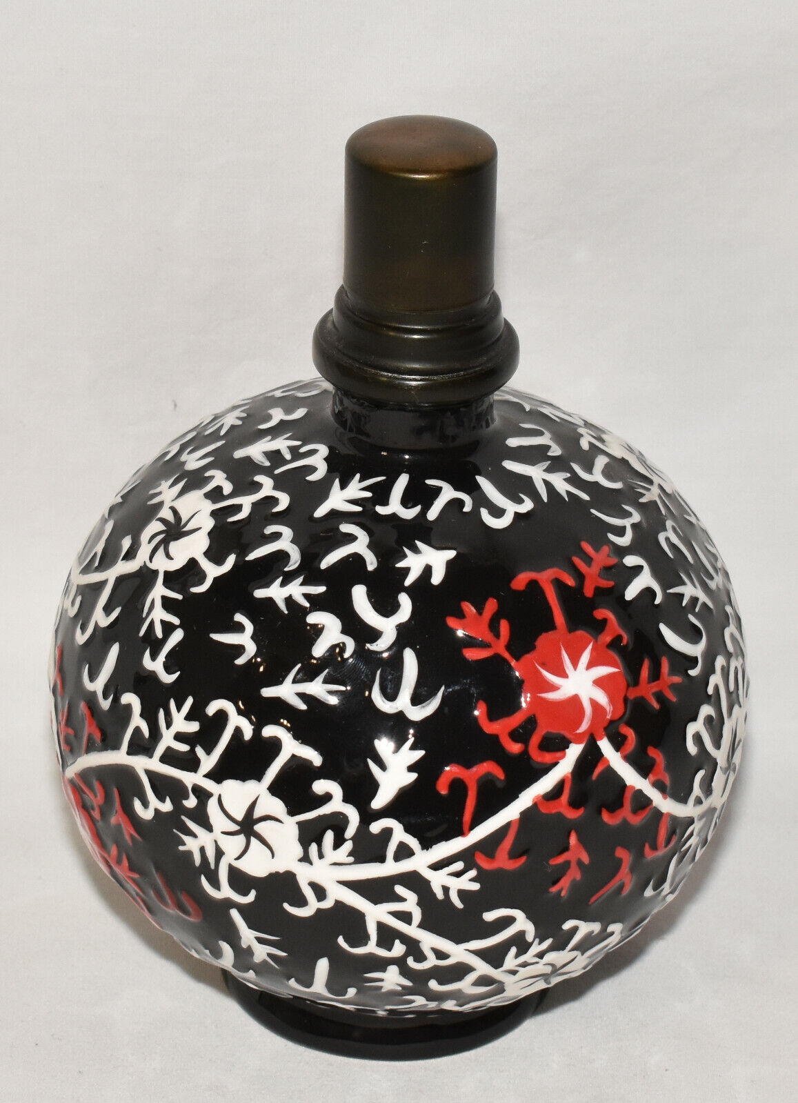 Vintage Scentier Fragrance Oil Lamp Red White Black Embossed Ceramic Jar Bottle