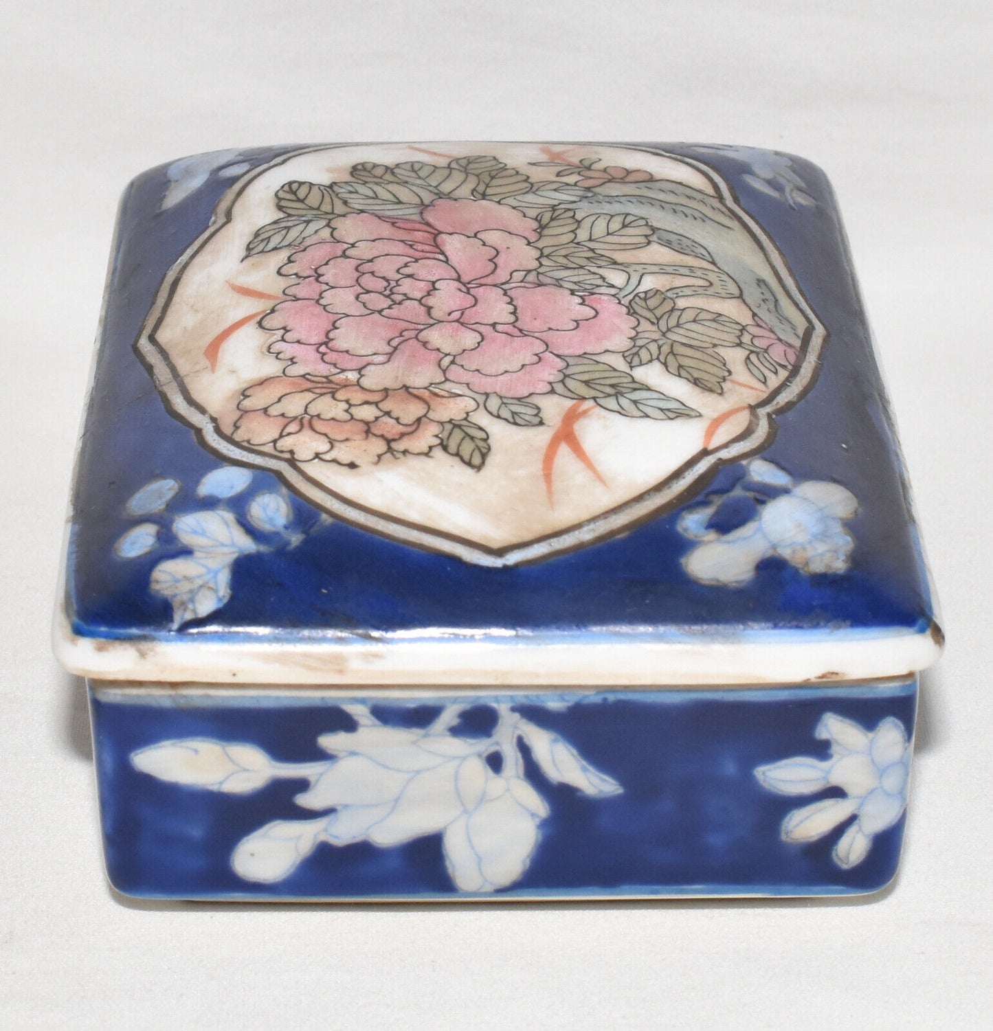 Mid/Late 20th Century Chinese Porcelain Trinket Box Hand Painted Floral Box Lid